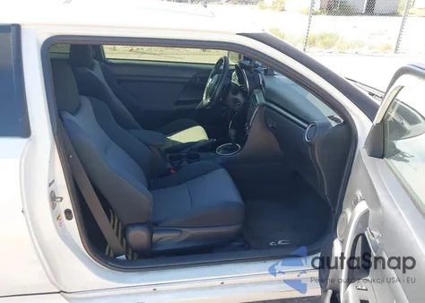 2015 Scion Tc from USA, damaged, VIN JTKJF5C7XFJ005257